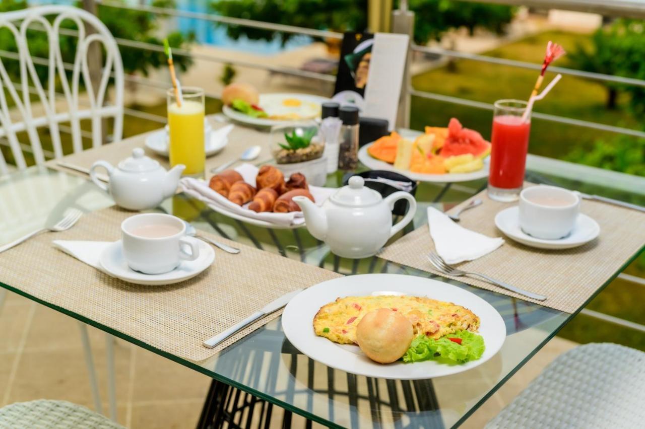 Baobab Tree Hotel & Spa Mahajanga Esterno foto
